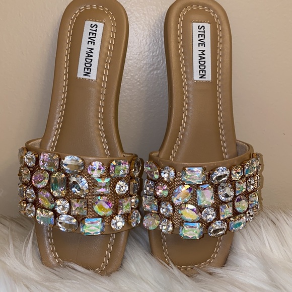 Steve Madden Shoes - NWT Steve Madden Nude Malina Rhinestone Slide Sandals - Size 7